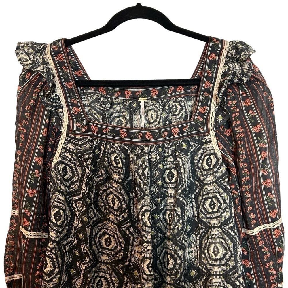 Free People Mostly Meadow Boho Hippie Puff Sleeve Semi Sheer Lace & Fringe Top - Picture 5 of 16